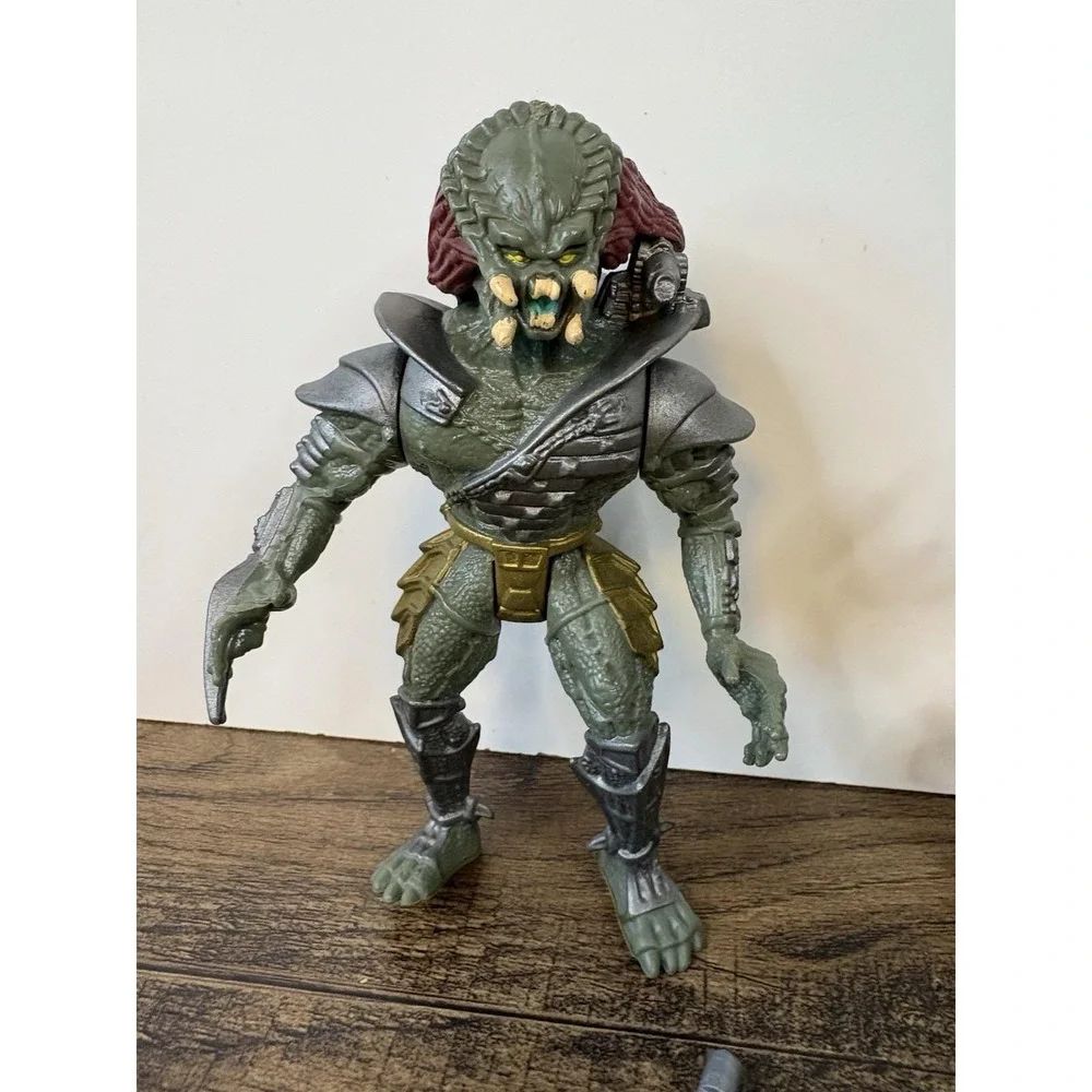 Vintage Predator Stalker And Scavage 5.5